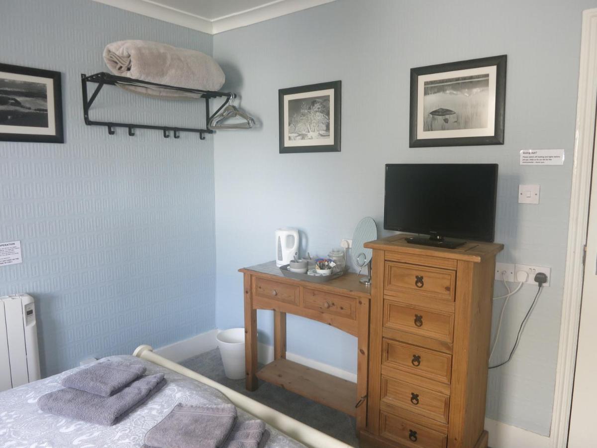 וורטינג Marine View Guest House מראה חיצוני תמונה