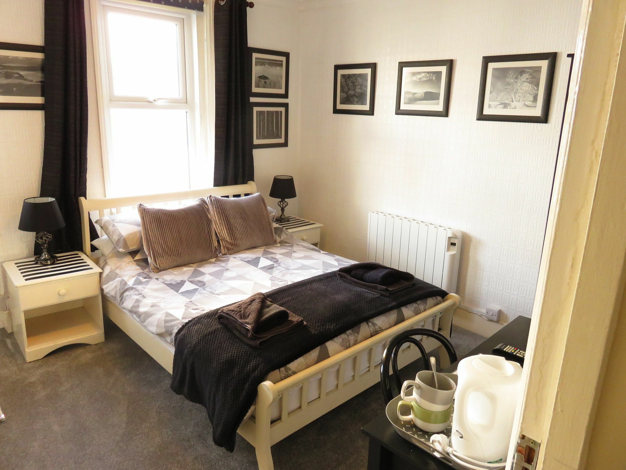 וורטינג Marine View Guest House מראה חיצוני תמונה